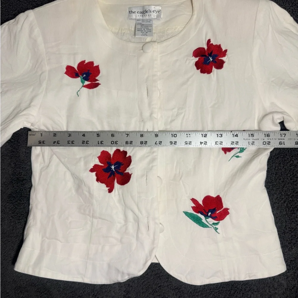 Vintage White Floral Button-Up Blouse - Picture 6 of 7